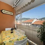 Elegant Holiday Home In Nice With Balcony