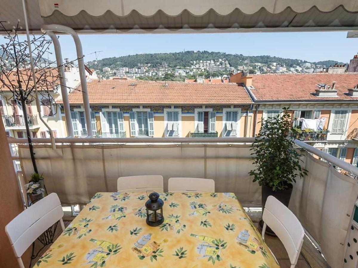 Elegant In With Balcony Appartamento